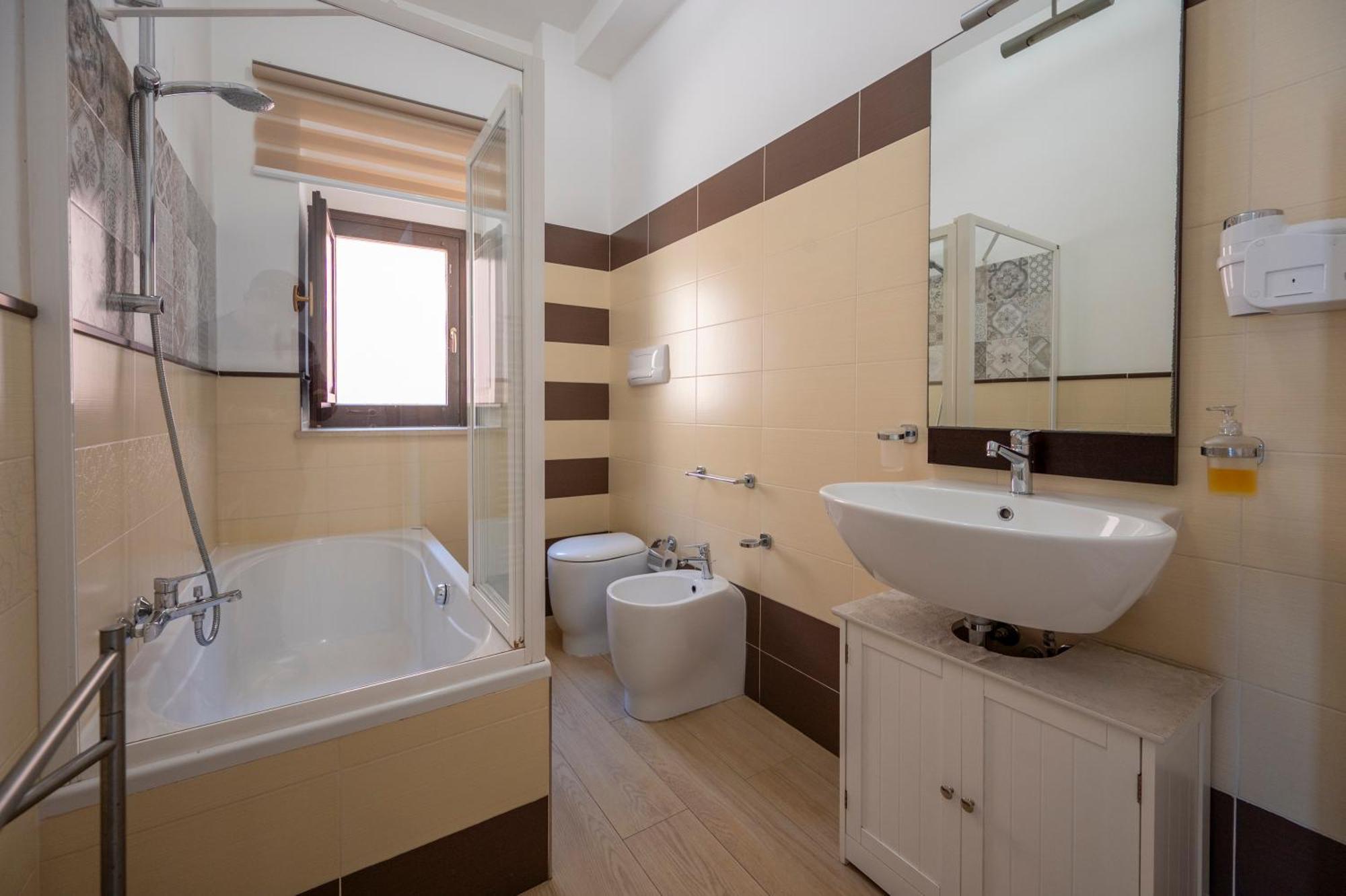 Zanzibar - Charming And Bed and breakfast 2*