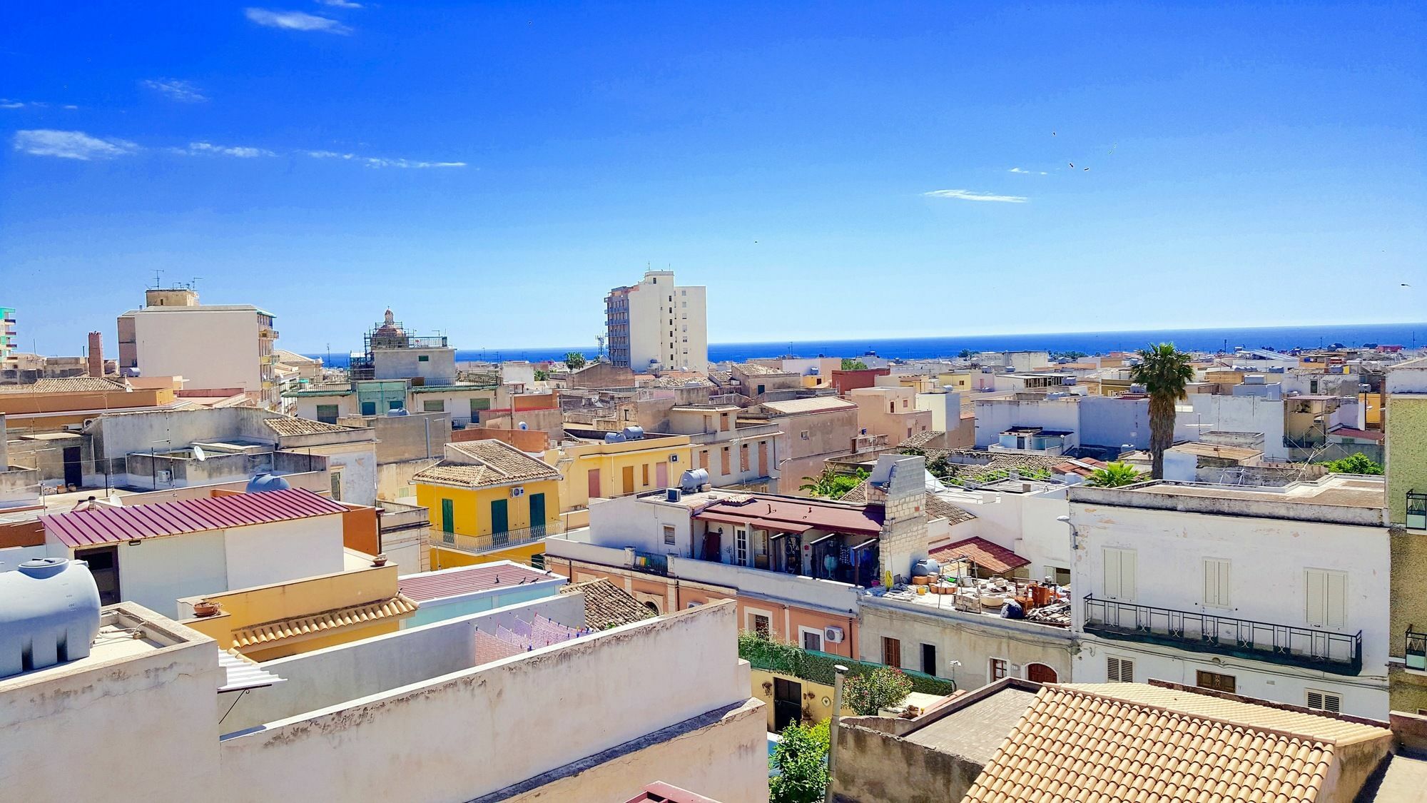 Zanzibar - Charming And Avola